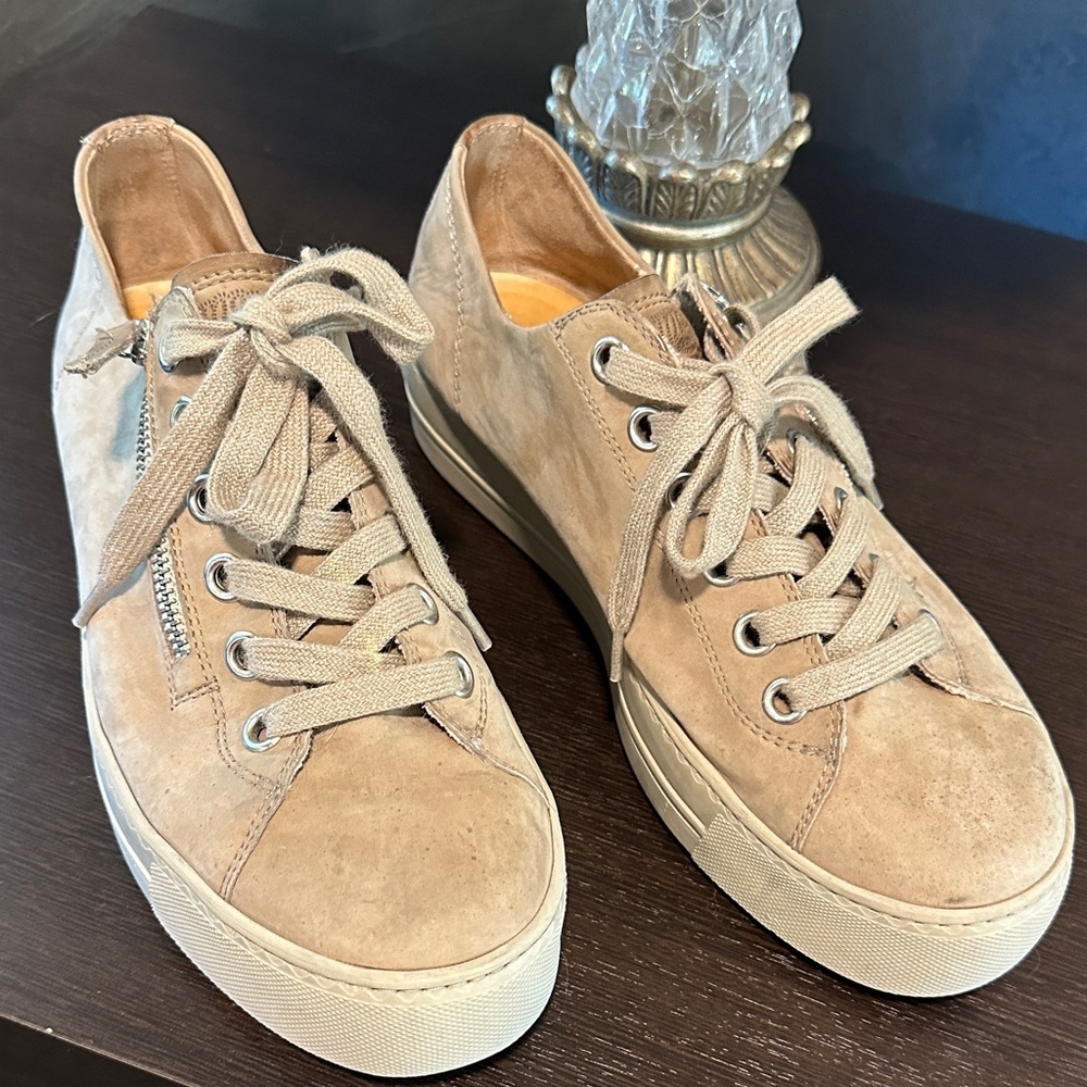 Paul Green sneakers